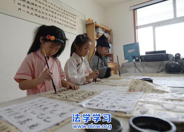 检察日报刊文:家长能以私教替代义务教育吗?